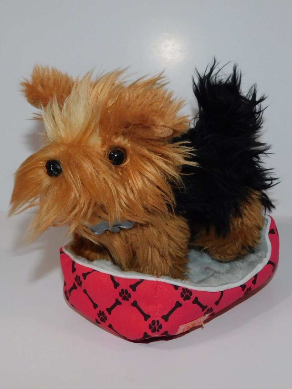 Our Generation Doll 7" Brown Black Yorkshire Terrier Yorkie Plush Dog & red Bed